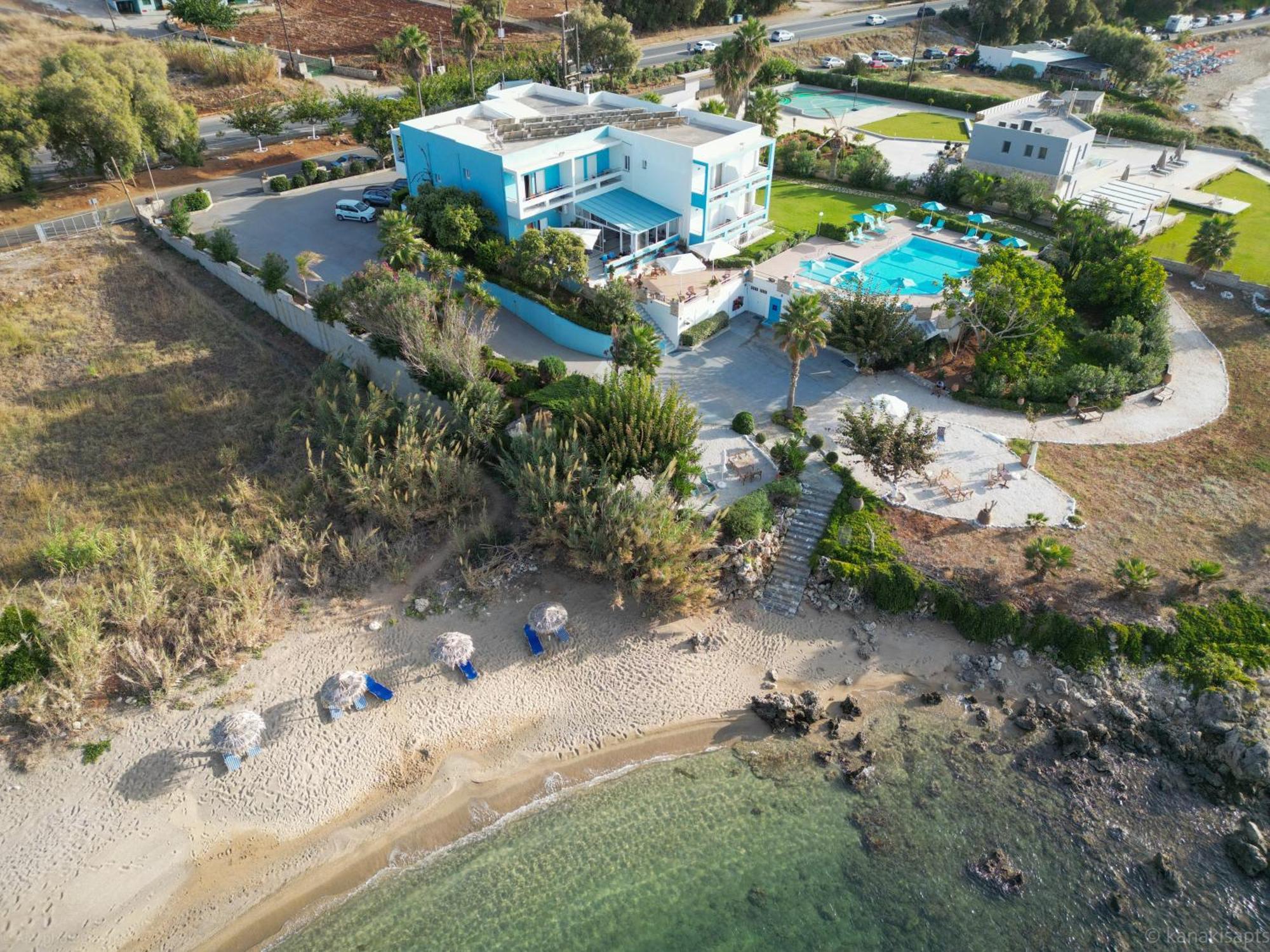 Kanakis Blue Beach Apartments Petres  Buitenkant foto