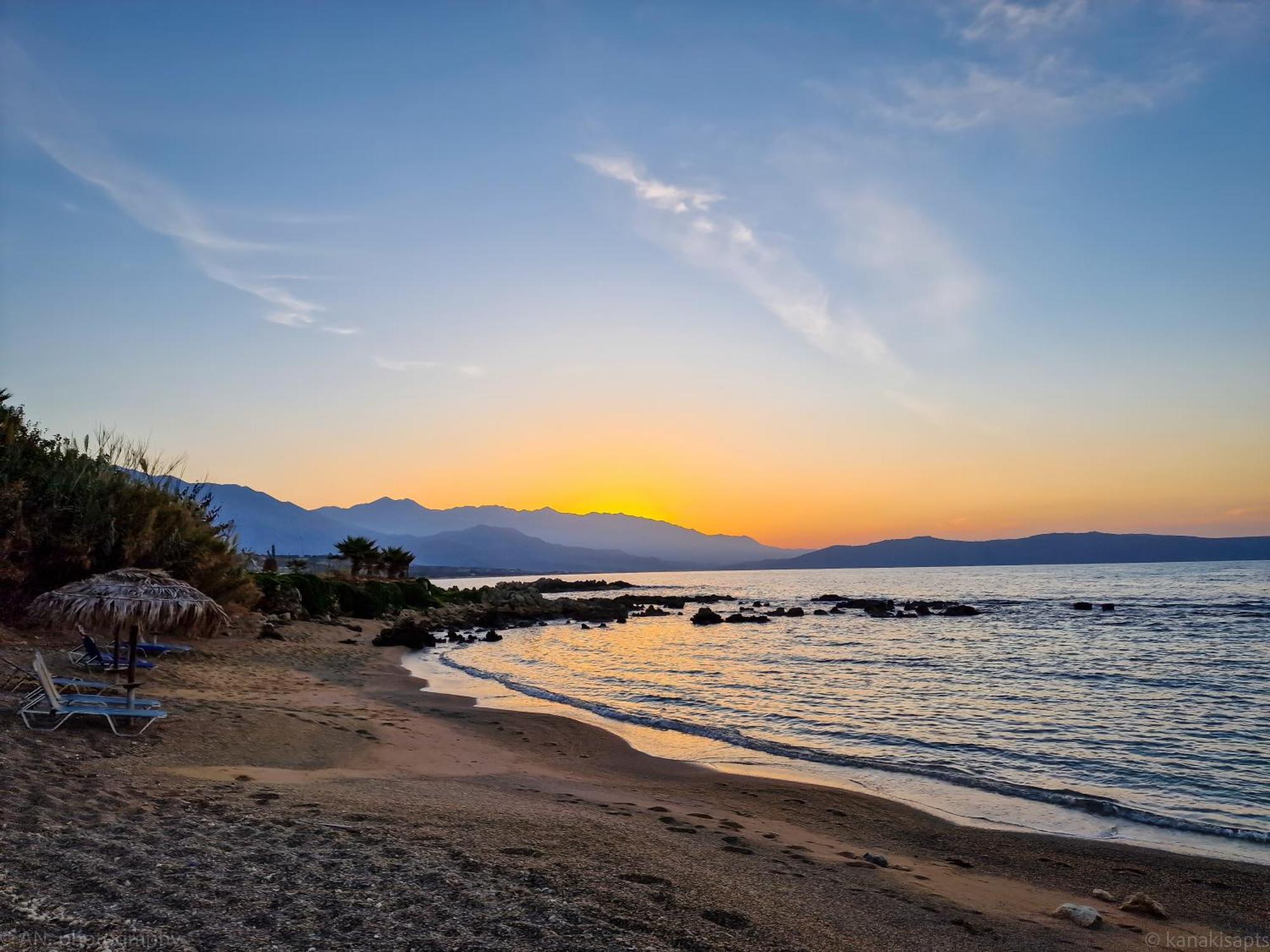 Kanakis Blue Beach Apartments Petres  Buitenkant foto