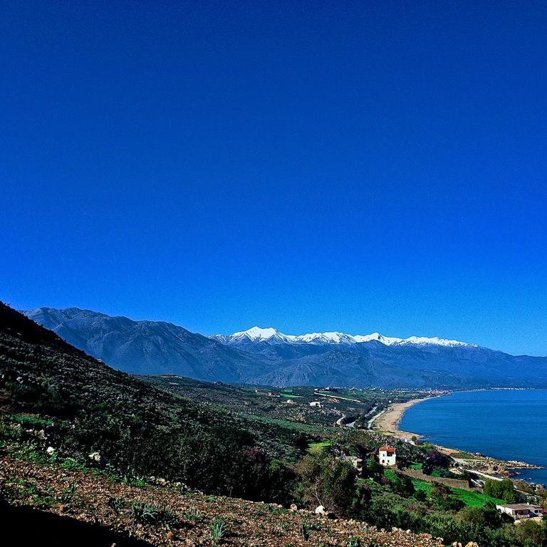 Kanakis Blue Beach Apartments Petres  Buitenkant foto