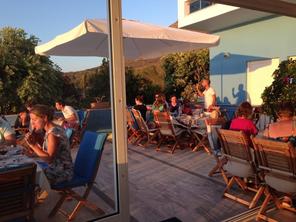 Kanakis Blue Beach Apartments Petres  Buitenkant foto