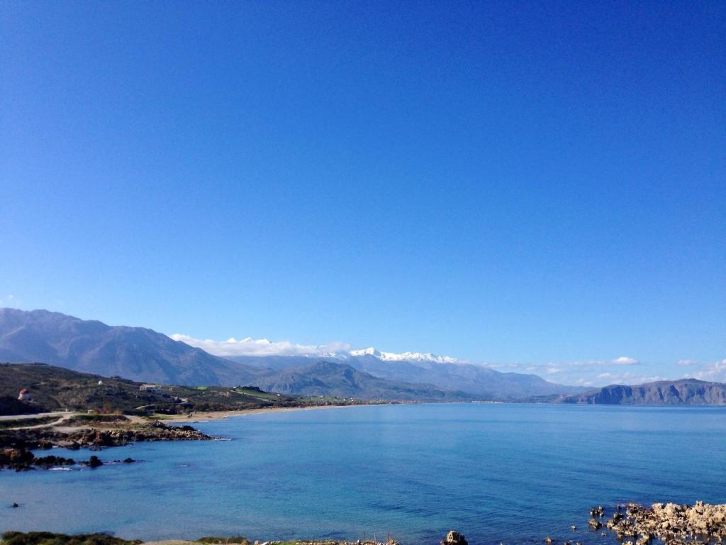 Kanakis Blue Beach Apartments Petres  Buitenkant foto